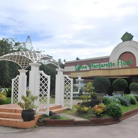 Queen Margarette Hotel Lucena Exterior photo