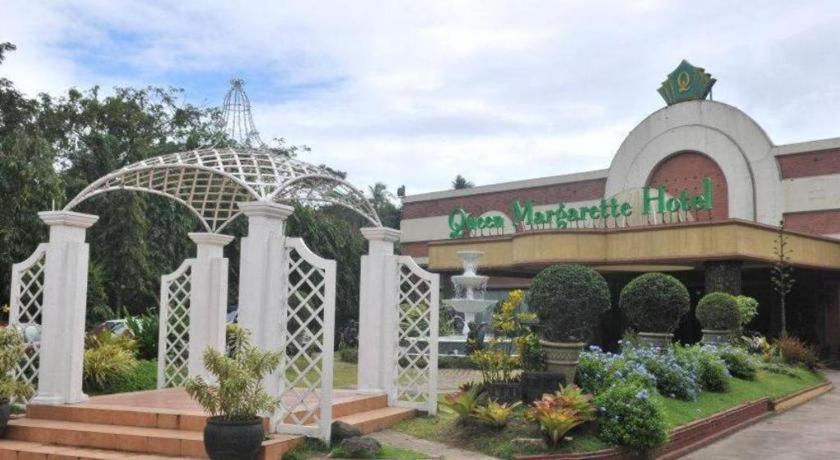 Queen Margarette Hotel Lucena Exterior photo